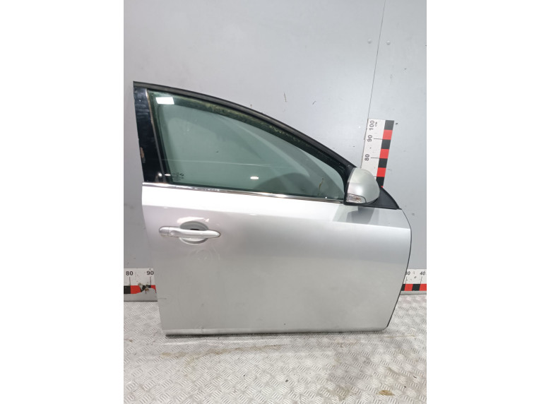 Ручка наружная передняя правая к Renault Latitude, 2010г.