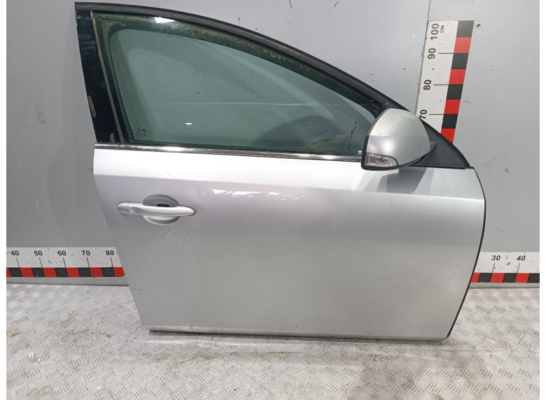 Дверь передняя правая к Renault Latitude, 2010г.