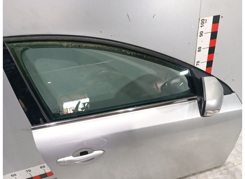 Дверь передняя правая к Renault Latitude, 2010г.