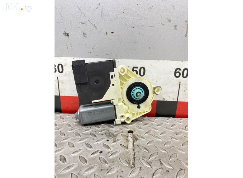 Моторчик стеклоподъемника передний левый к Volkswagen Passat undefined г.