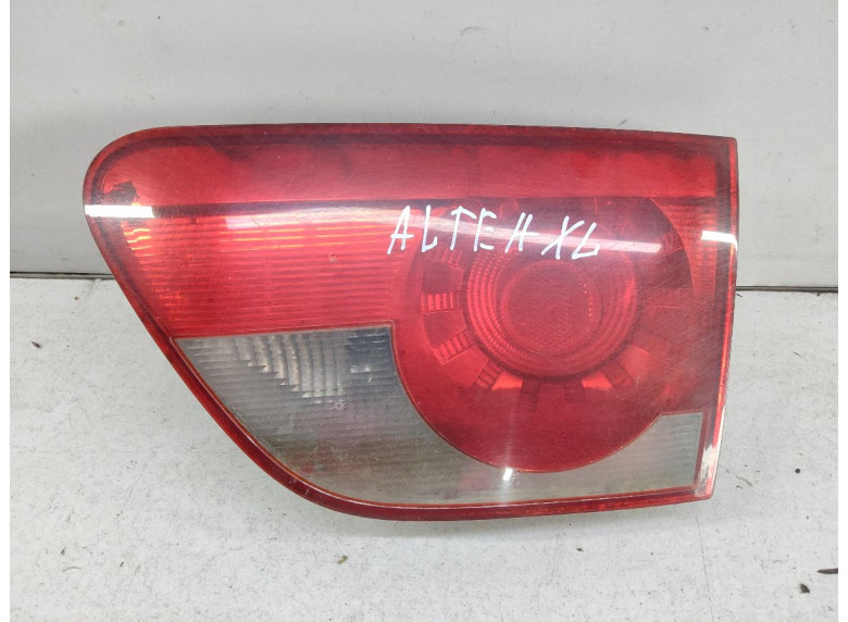 Фонарь крышки багажника правый к Seat Altea, 2008г.
