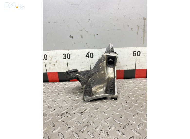 Кронштейн КПП к Audi A6 undefined г.