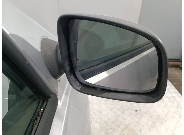 Зеркало наружное правое к Зеркало наружное правое к Dacia Sandero undefined г. Sandero