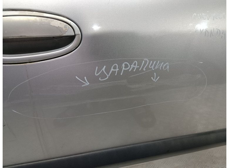 Дверь передняя правая к Chevrolet Evanda, 2005г.