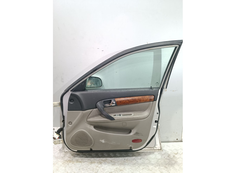 Дверь передняя правая к Chevrolet Evanda, 2005г.
