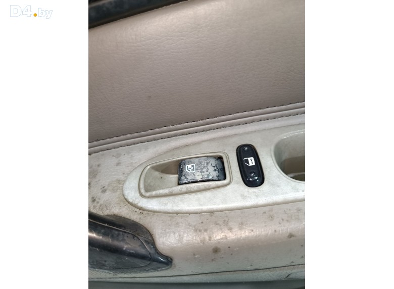 Кнопка стеклоподъемника переднего правого к Chevrolet Evanda undefined г.