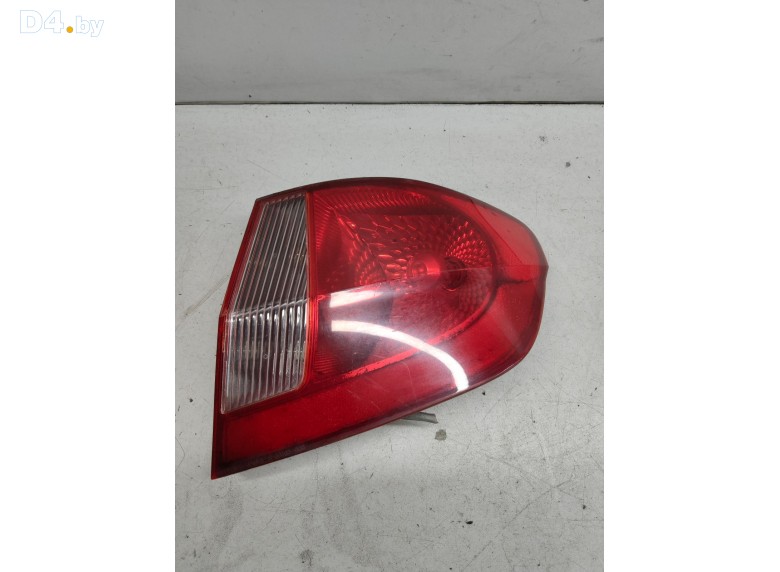 Фонарь задний правый к Hyundai Getz undefined г.
