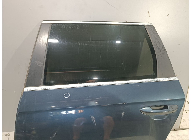 Дверь задняя левая к Volkswagen Passat, 2007г.