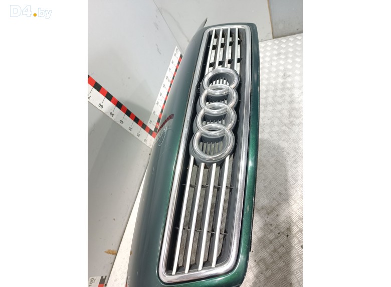 Решетка капота к Audi A6 undefined г.