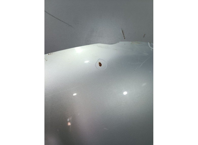 Капот к Volkswagen Golf, 2005г.