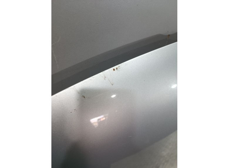 Капот к Volkswagen Golf, 2005г.