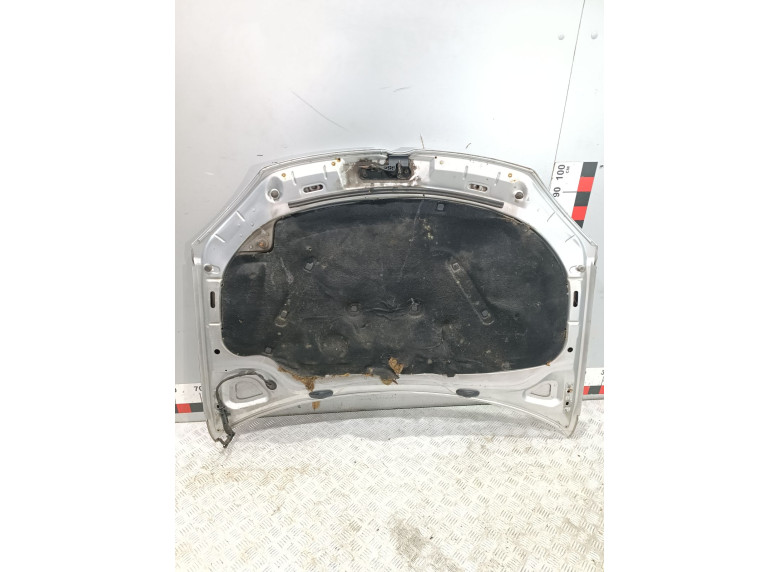 Капот к Volkswagen Golf, 2005г.