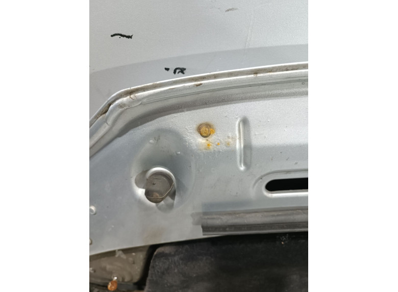 Капот к Volkswagen Golf, 2005г.