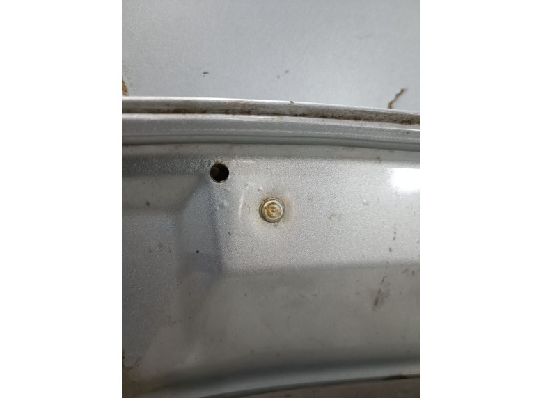 Капот к Volkswagen Golf, 2005г.