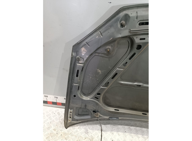 Капот к Volkswagen Golf, 2005г.