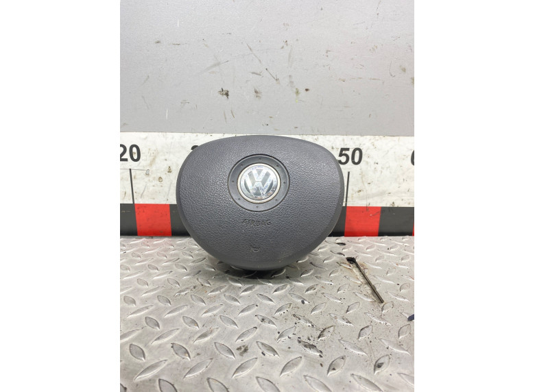 Подушка безопасности водителя к Volkswagen Golf, 2004г.