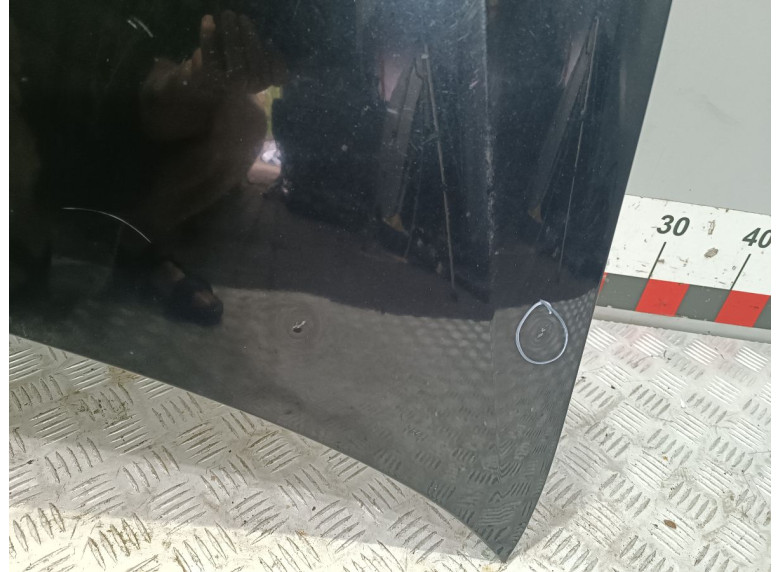 Капот к Volkswagen Golf, 2008г.