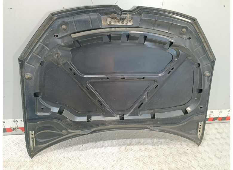 Капот к Volkswagen Golf, 2008г.