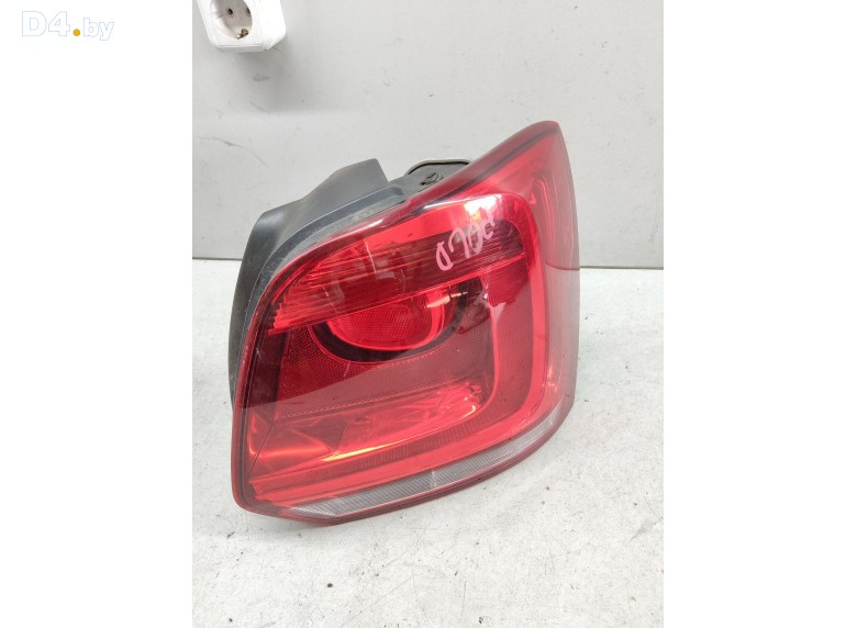 Фонарь задний правый к Volkswagen Polo undefined г.