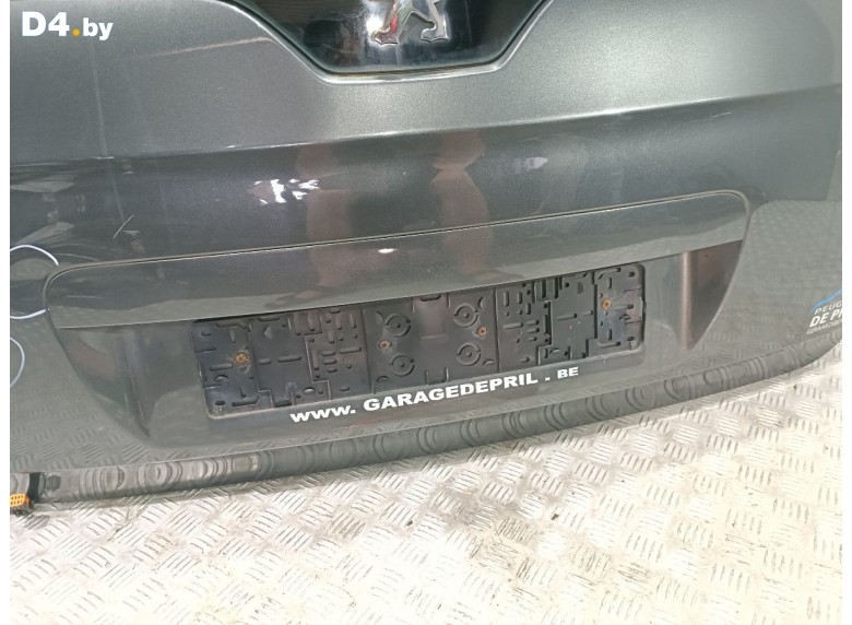 Накладка подсветки номера к Peugeot 5008 undefined г.