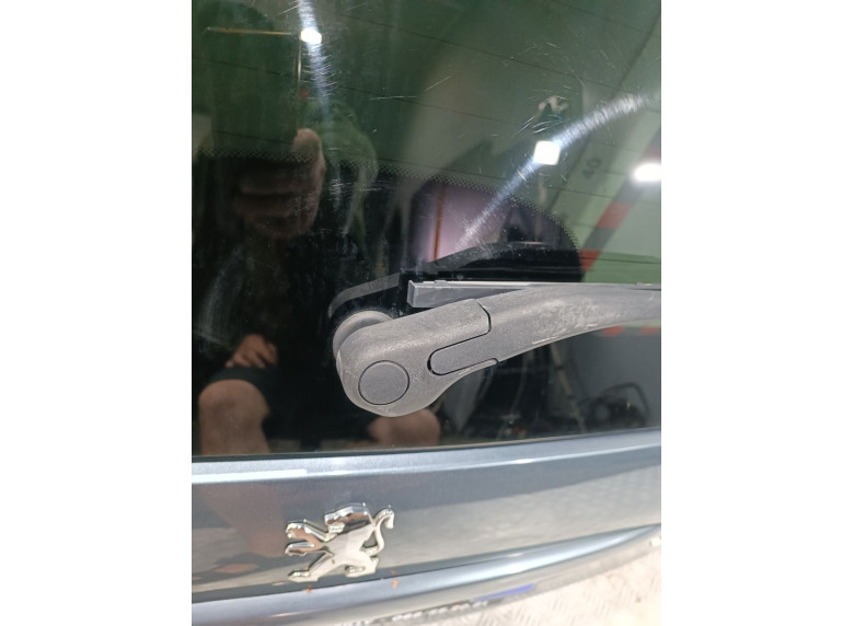 Моторчик заднего стеклоочистителя (дворника) к Peugeot 206, 2006г.