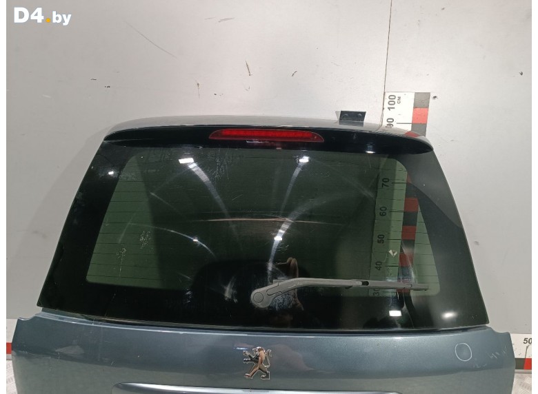 Стекло заднее к Peugeot 206 undefined г.