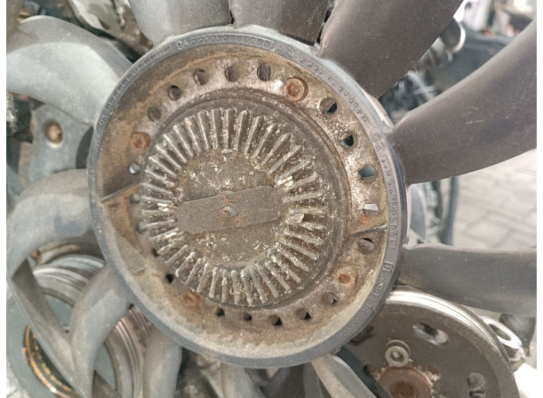 Вискомуфта к Volkswagen Passat, 2003г.