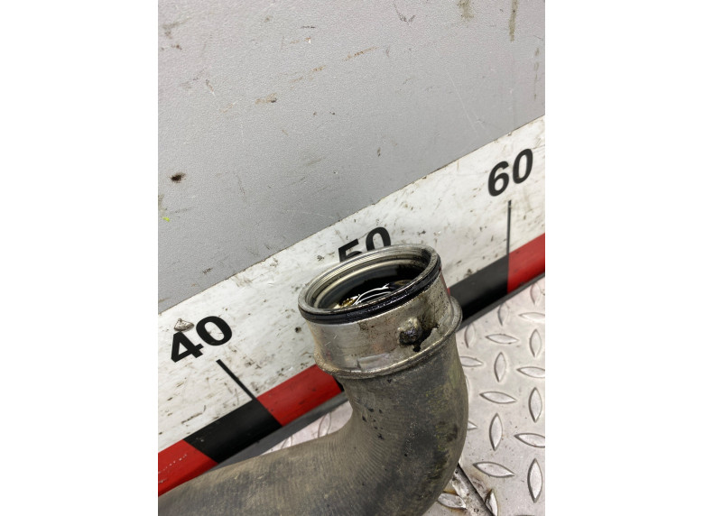 Патрубок интеркулера к Volkswagen Golf, 2006г.