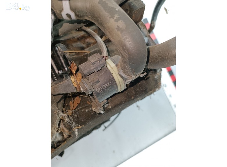 Насос антифриза дополнительный к Volkswagen Caddy undefined г.