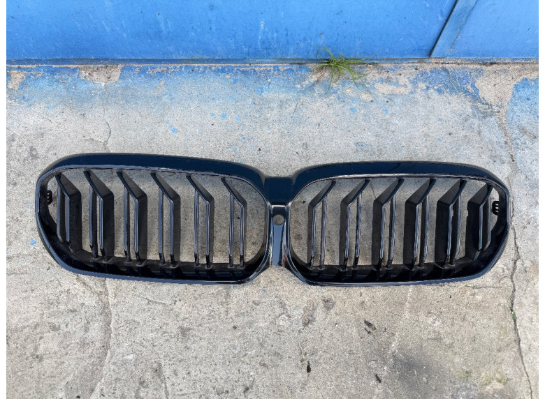 Решетка радиатора к BMW 5 G30/G31, 2022г.