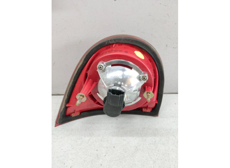 Фонарь крышки багажника правый к Volkswagen Golf, 2007г.