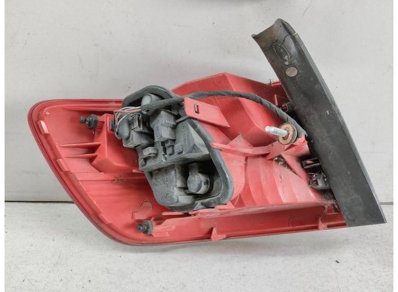 Фонарь задний правый к Фонарь задний правый к Audi A6 undefined г. A6