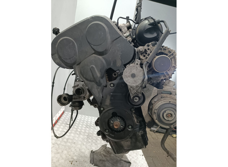 Двигатель к Volkswagen Touran, 2004г.