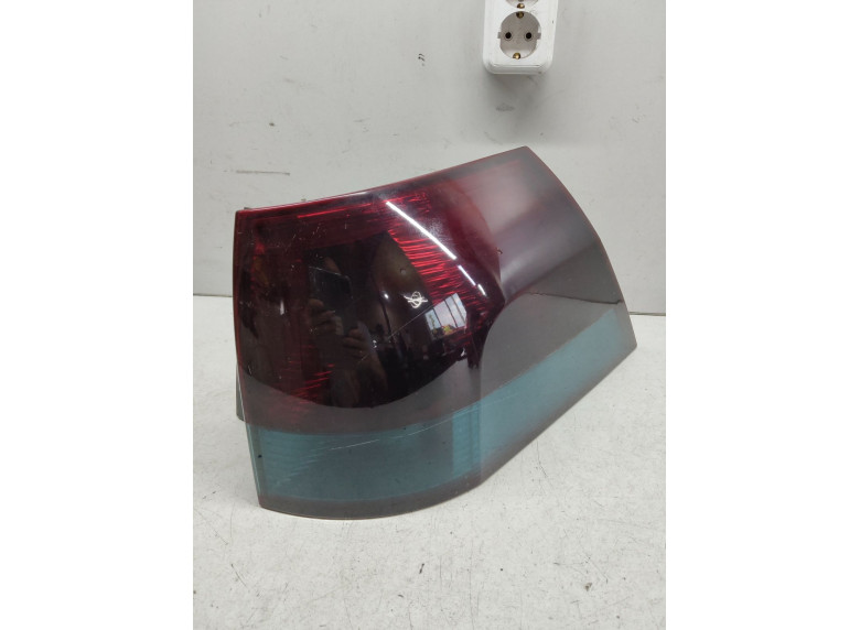 Фонарь задний правый к Opel Vectra, 2004г.