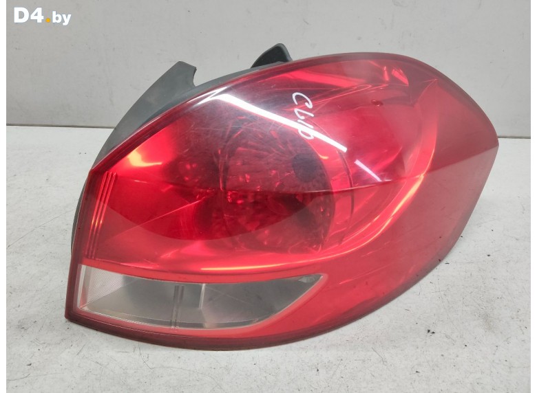 Фонарь задний правый к Renault Clio undefined г.