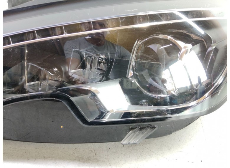 Фара левая к Фара левая к Peugeot 308 undefined г. 308