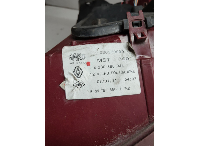 Фонарь задний левый к Renault Clio, 2011г.