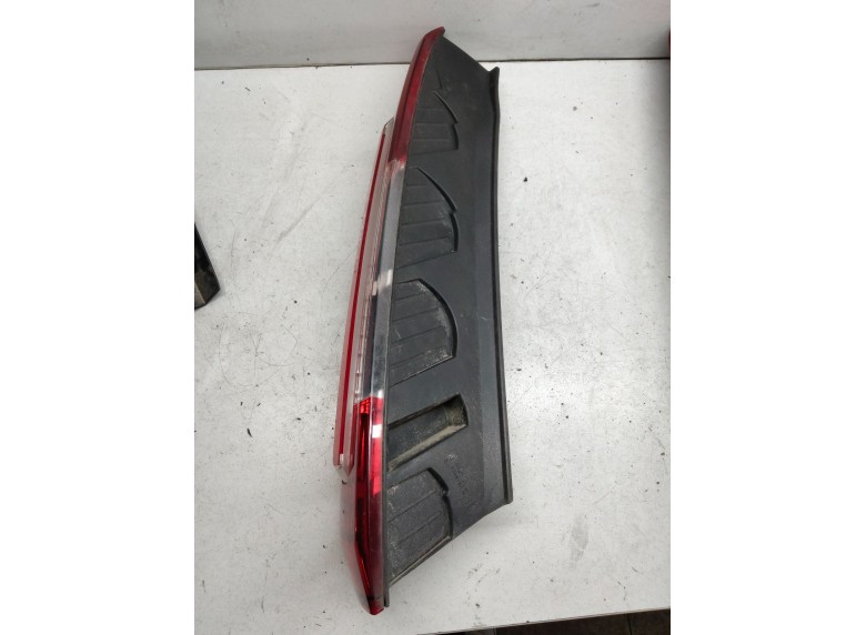 Фонарь задний левый к Ford C-Max