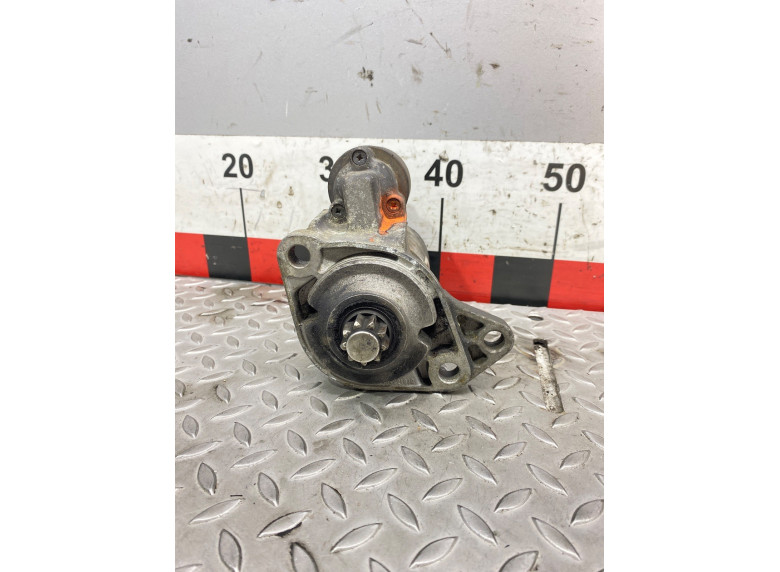 Стартер к Volkswagen Golf, 1999г.