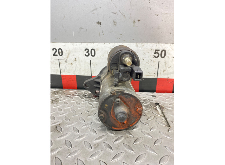 Стартер к Volkswagen Golf, 1999г.