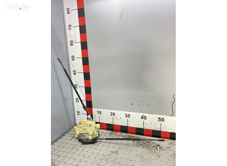 Замок двери задней правой к Volkswagen Passat undefined г.