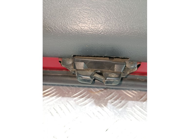 Замок багажника к Peugeot Partner