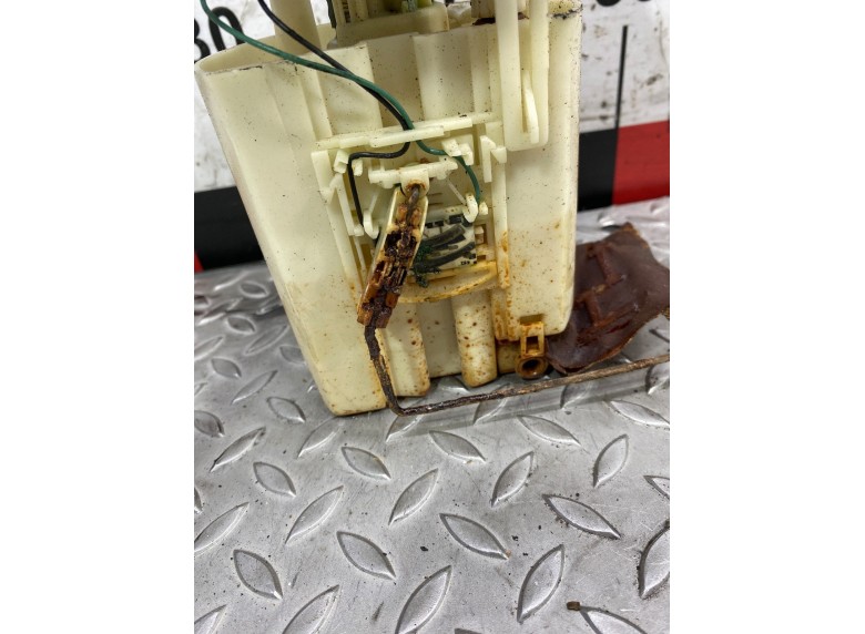 Насос топливный к Насос топливный к Peugeot 406 undefined г. 406