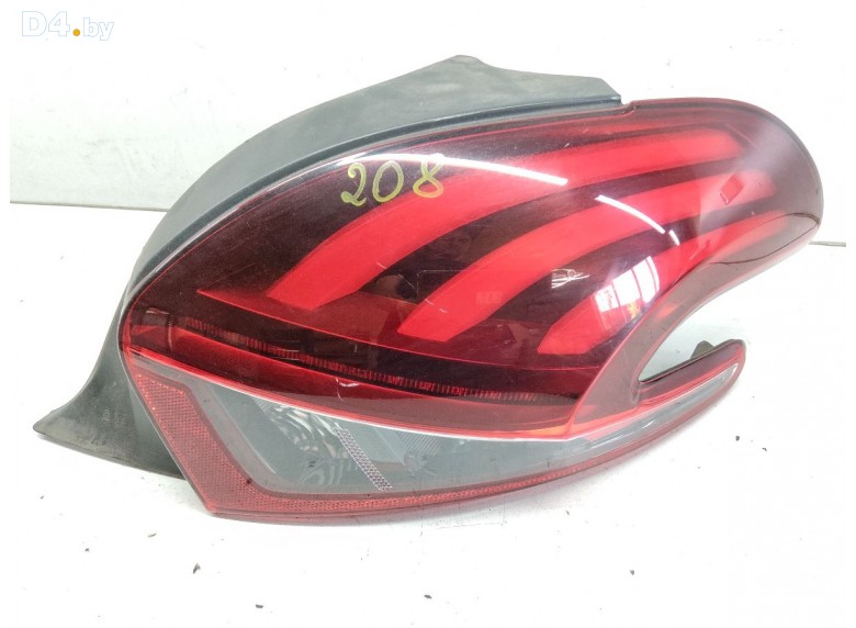 Фонарь задний правый к Peugeot 208 undefined г.