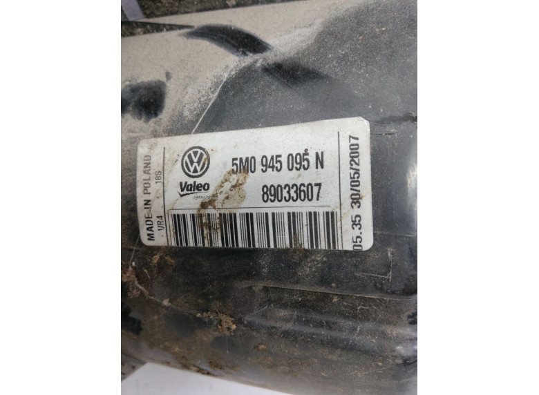 Фонарь задний левый к Volkswagen Golf Plus, 2007г.