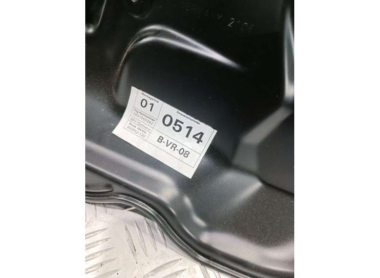 Стеклоподъемник электрический передний левый к Volkswagen Passat, 2005г.