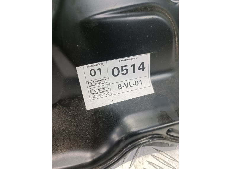 Стеклоподъемник электрический передний левый к Volkswagen Passat, 2005г.