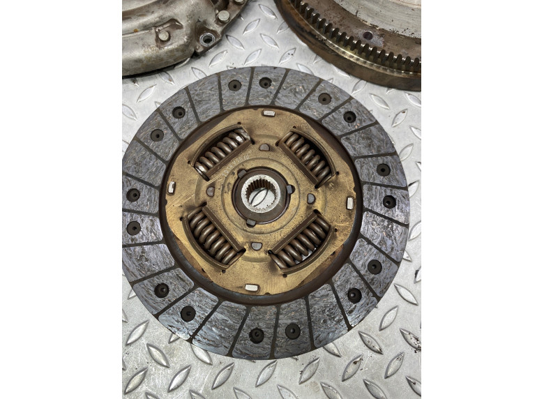 Комплект сцепления к Volkswagen Golf, 2006г.