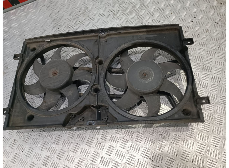 Диффузор вентилятора к Volkswagen Transporter, 1998г.