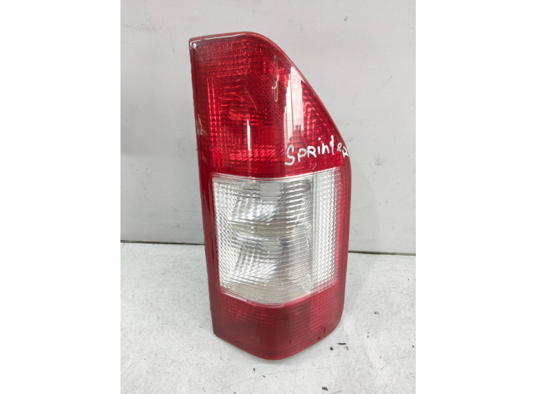 Фонарь задний правый к Mercedes Sprinter, 2000г.